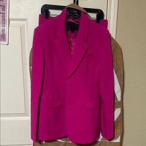 Zara Pink Woman’s Suit
